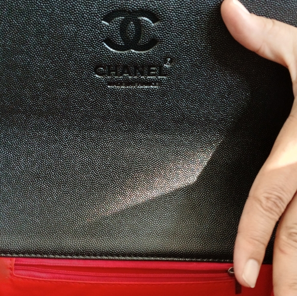 Black Chanel Boy bag medium - Picture 3 of 5